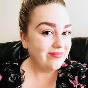 Meet your Posher, Savannah